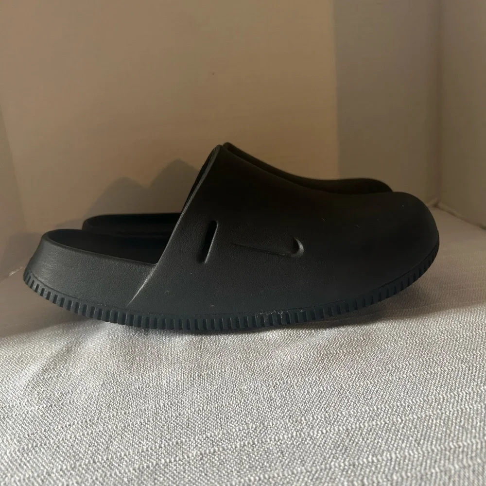 N/A classic nike